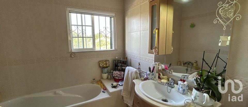 Maison T4 à Tavira (Santa Maria e Santiago) de 193 m²