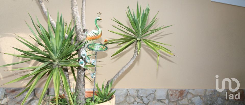 Maison T4 à Tavira (Santa Maria e Santiago) de 193 m²