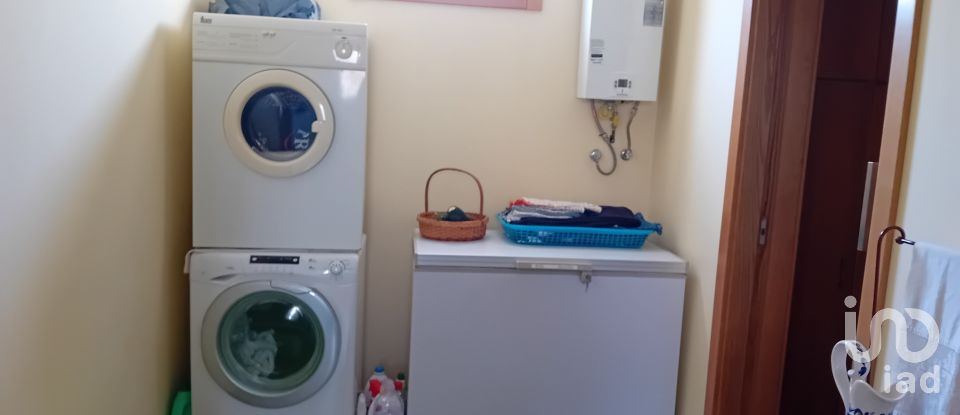 Moradia T3 em Mogadouro, Valverde, Vale de Porco e Vilar de Rei de 324 m²