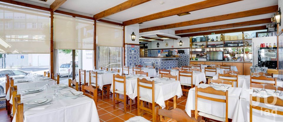 Boutique/Local commercial à Lumiar de 104 m²