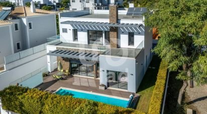 Maison T3 à Quarteira de 442 m²