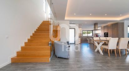 Maison T3 à Quarteira de 442 m²