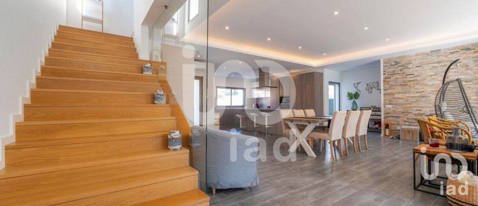 Maison T3 à Quarteira de 442 m²