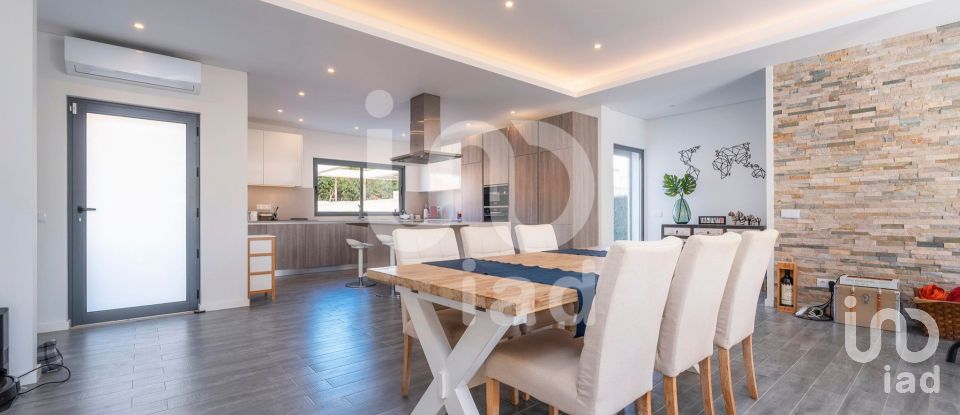 Maison T3 à Quarteira de 442 m²