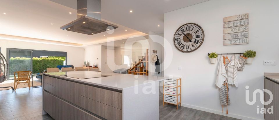 Maison T3 à Quarteira de 442 m²