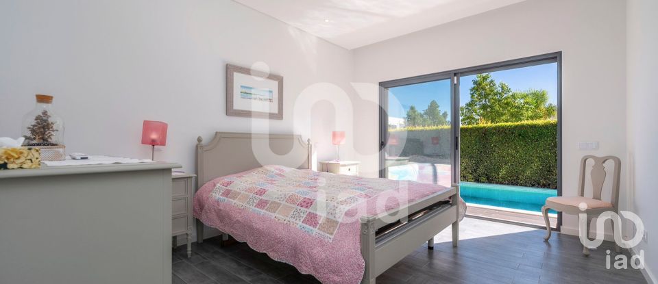 Maison T3 à Quarteira de 442 m²