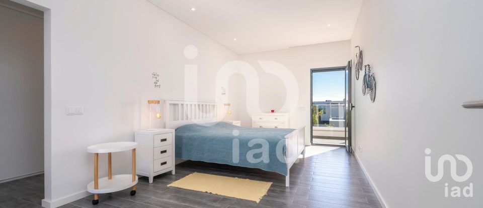 Maison T3 à Quarteira de 442 m²