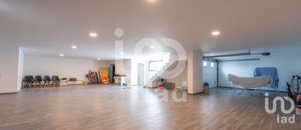 Maison T3 à Quarteira de 442 m²