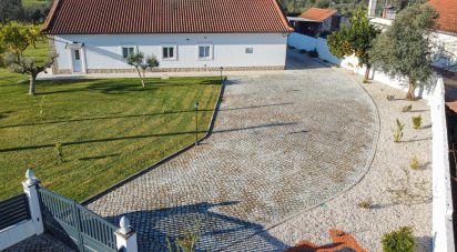 House T4 in Areias e Pias of 234 m²