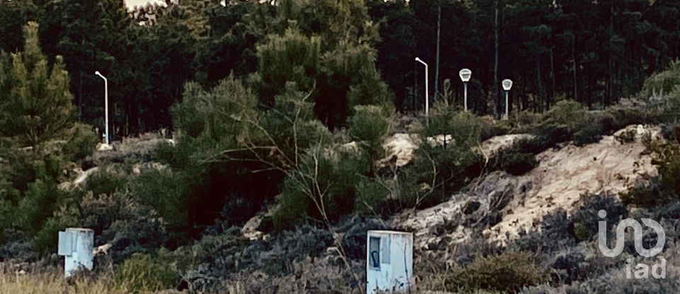 Terreno urbano em Sesimbra (Castelo) de 141 m²