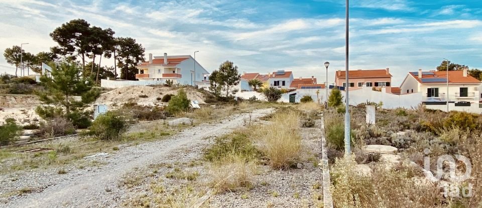 Terreno urbano em Sesimbra (Castelo) de 141 m²