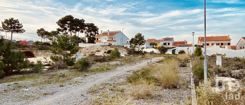 Terreno urbano em Sesimbra (Castelo) de 141 m²