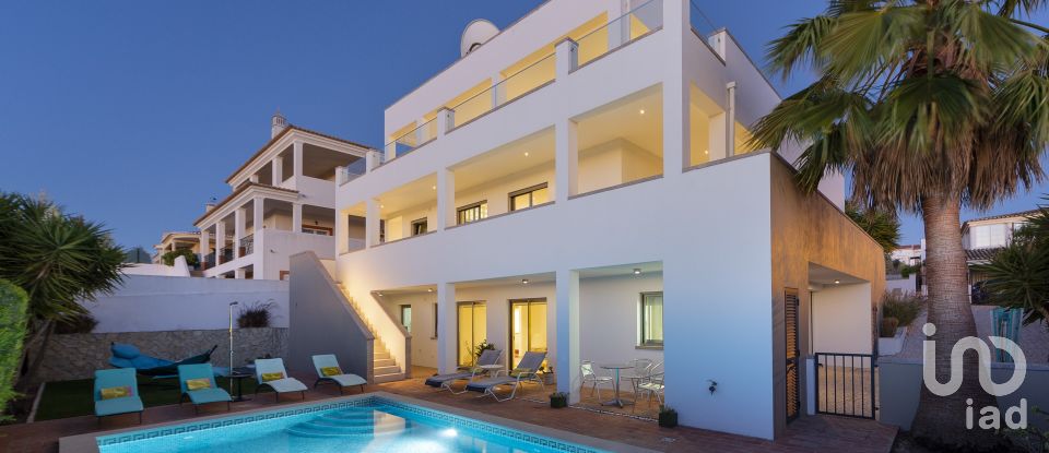 Moradia T5 em Alvor de 408 m²