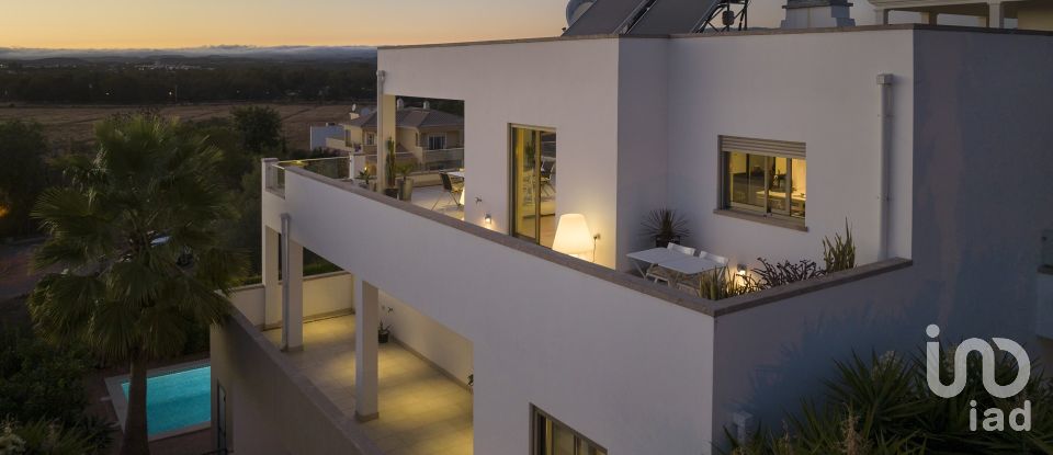 Moradia T5 em Alvor de 408 m²