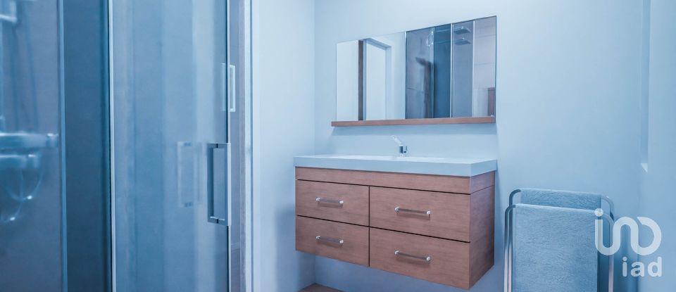 House T3 in Caniço of 223 m²