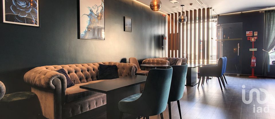 Boutique/Local commercial à Santa Maria, São Pedro E Matacães de 221 m²