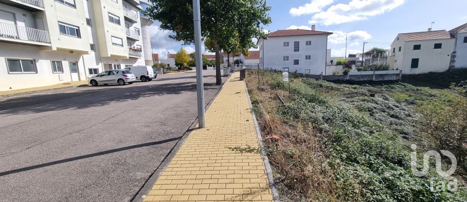 Terrain à bâtir à Sabugal e Aldeia de Santo António de 502 m²