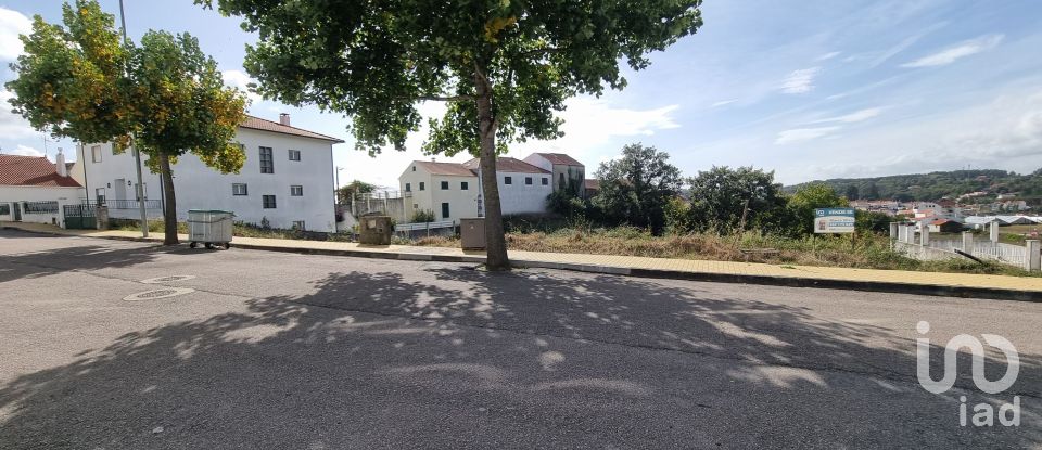 Terrain à bâtir à Sabugal e Aldeia de Santo António de 502 m²