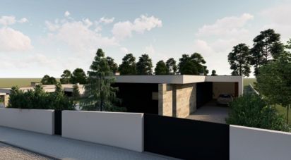 Terrain à Pardilhó de 680 m²