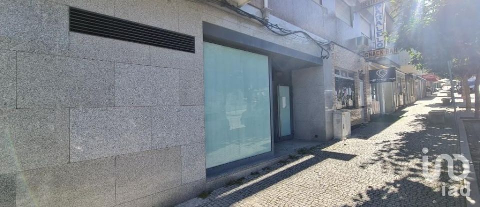 Shop / premises commercial in Bornes de Aguiar of 250 m²