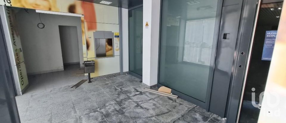 Shop / premises commercial in Bornes de Aguiar of 250 m²