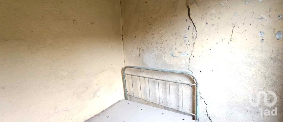 Maison T0 à Fiães de 64 m²