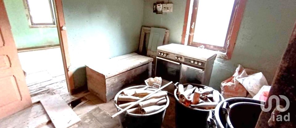 Maison T0 à Fiães de 64 m²