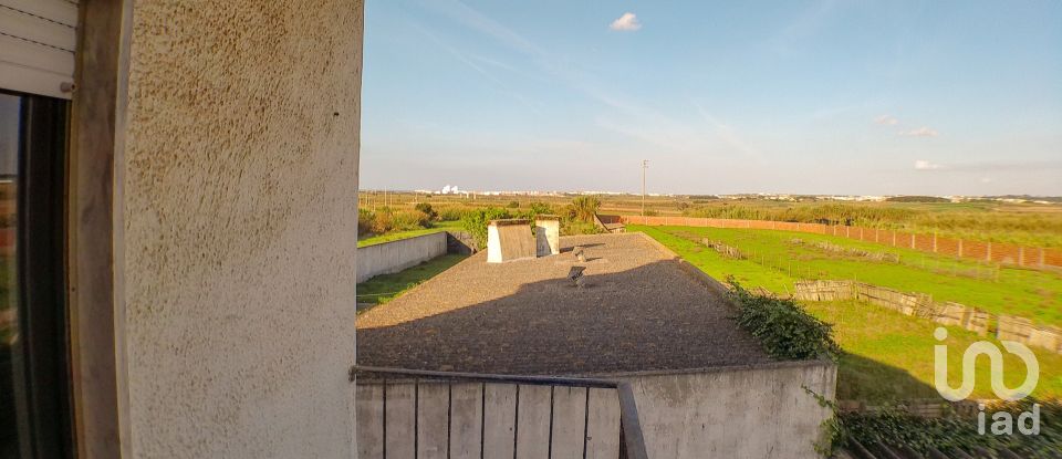 Moradia T6 em Atouguia da Baleia de 230 m²