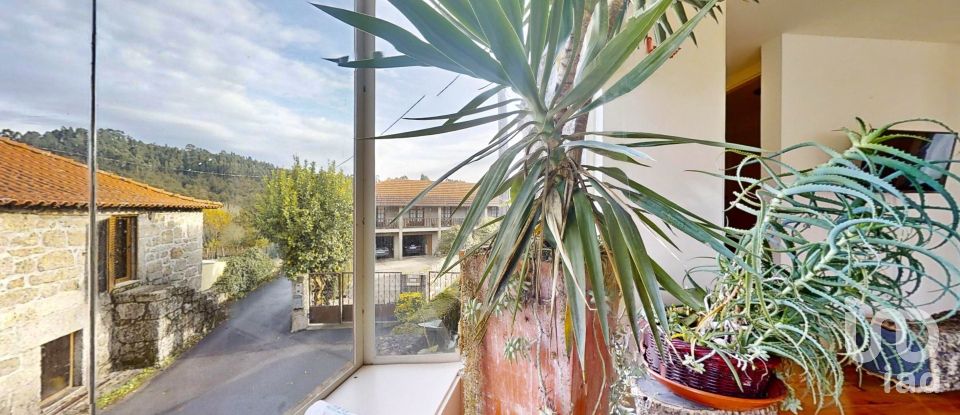 Farm T9 in Tabuaças of 304 m²