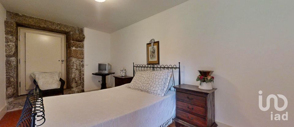 Farm T9 in Tabuaças of 304 m²