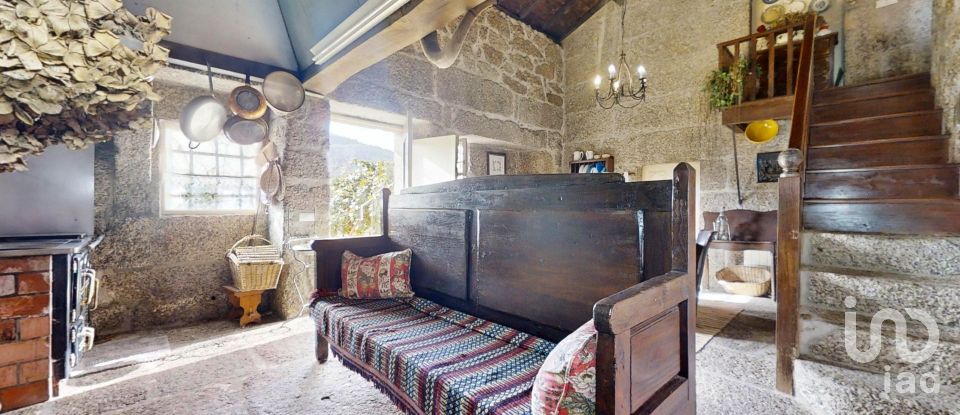 Farm T9 in Tabuaças of 304 m²