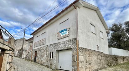 Maison traditionnelle T2 à Abrunhosa-a-Velha de 263 m²