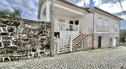 Maison traditionnelle T2 à Abrunhosa-a-Velha de 263 m²