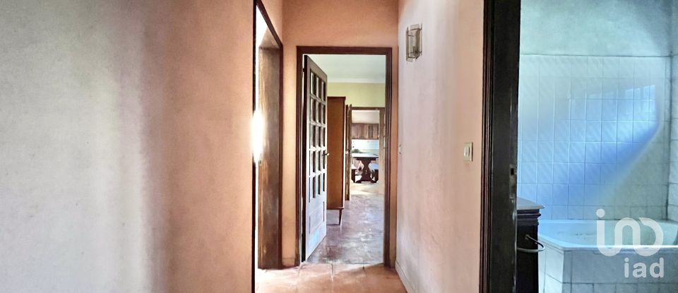 Maison traditionnelle T2 à Abrunhosa-a-Velha de 263 m²