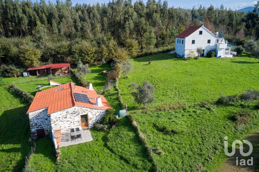 Maison T4 à Santa Ovaia e Vila Pouca da Beira de 367 m²