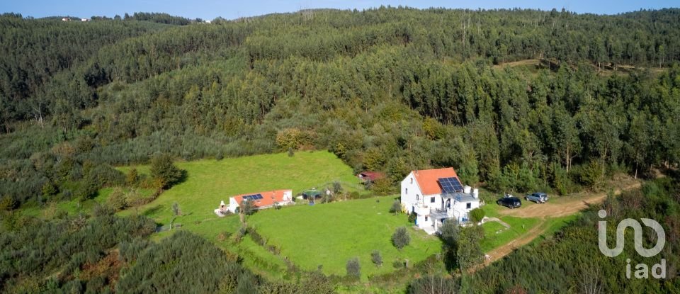 Maison T4 à Santa Ovaia e Vila Pouca da Beira de 367 m²