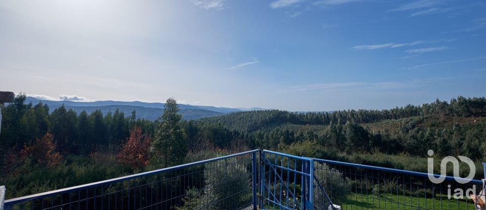 Maison T4 à Santa Ovaia e Vila Pouca da Beira de 367 m²