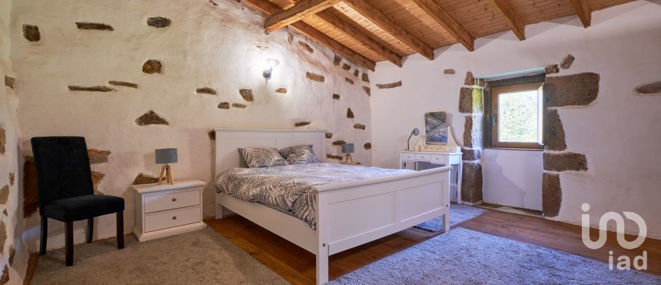 Maison T4 à Santa Ovaia e Vila Pouca da Beira de 367 m²