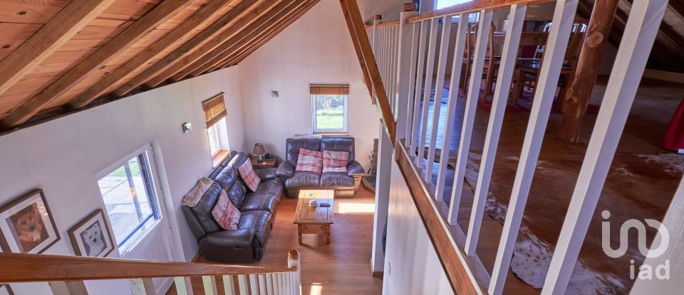 Maison T4 à Santa Ovaia e Vila Pouca da Beira de 367 m²