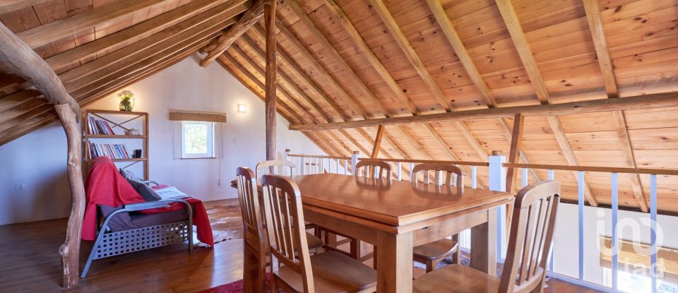 Maison T4 à Santa Ovaia e Vila Pouca da Beira de 367 m²