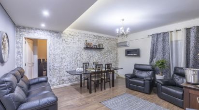 Apartment T2 in Cacém e São Marcos of 96 m²