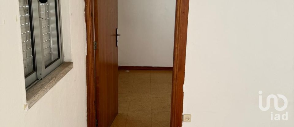 Casa T2 em Peso da Régua e Godim de 142 m²