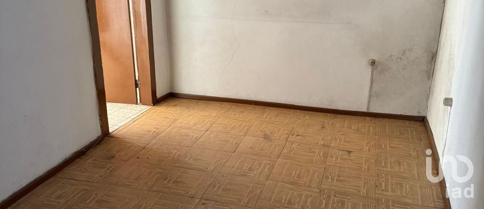 Casa T2 em Peso da Régua e Godim de 142 m²