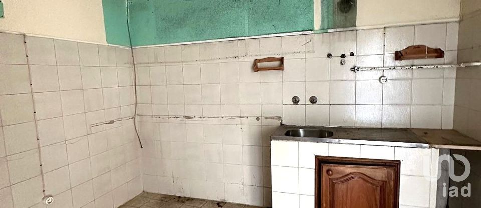 Casa T2 em Peso da Régua e Godim de 142 m²