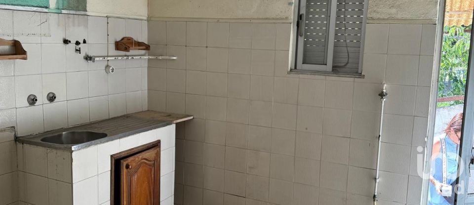 Casa T2 em Peso da Régua e Godim de 142 m²
