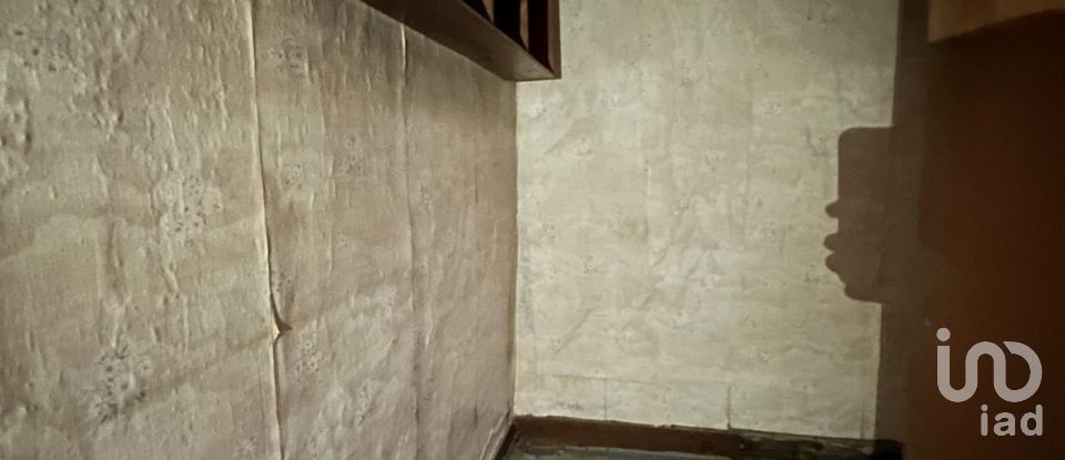 Casa T2 em Peso da Régua e Godim de 142 m²