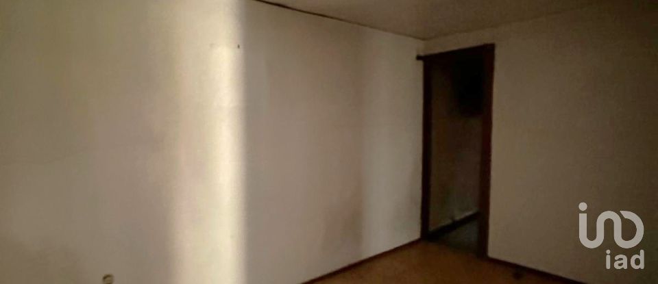 Casa T2 em Peso da Régua e Godim de 142 m²