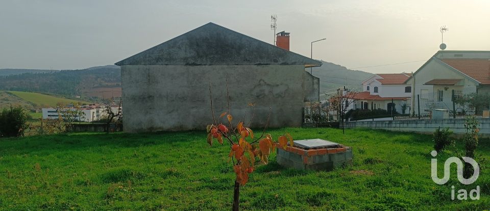 Terreno urbano em Mogadouro, Valverde, Vale de Porco e Vilar de Rei de 750 m²