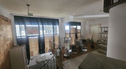 Shop / premises commercial in São Martinho of 210 m²