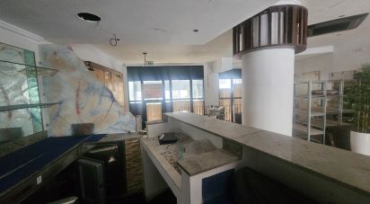 Shop / premises commercial in São Martinho of 210 m²